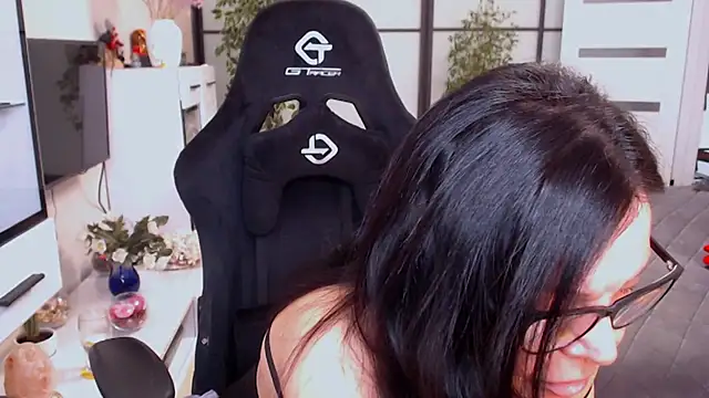 Anna Blare online show from March 21, 8:04 am