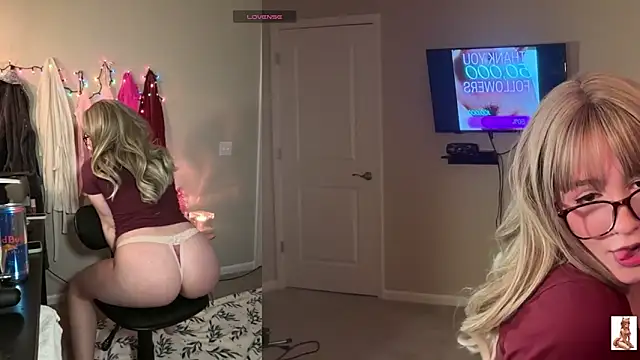 Snapshot of anamira1 chatting on January 7, 12:21 pm anamira1 online show from January 7, 12:21 pm