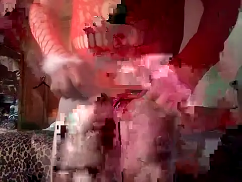 laiuusss69 online show from April 24, 3:14 pm