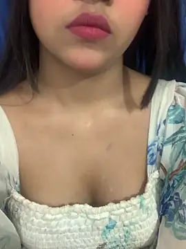 Snapshot of Rashi-48 chatting on November 10, 6:35 pm Rashi-48 online show from November 10, 6:35 pm