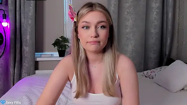 IsabellaTaiIer online show from October 5, 11:56 am