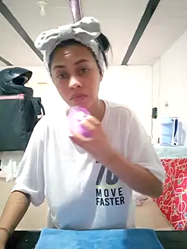 Snapshot of daliataleboficiall chatting on October 14, 5:13 pm daliataleboficiall online show from October 14, 5:13 pm
