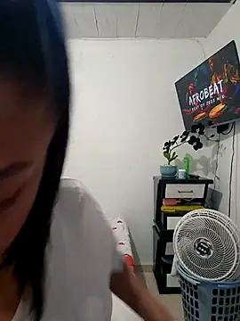 Snapshot of daliataleboficiall chatting on October 7, 7:37 pm daliataleboficiall online show from October 7, 7:37 pm