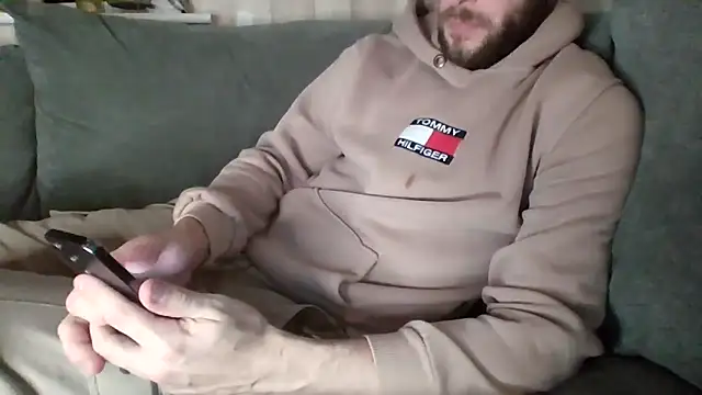 Snapshot of MasterJakeJohns chatting on November 10, 11:54 pm MasterJakeJohns online show from November 10, 11:54 pm