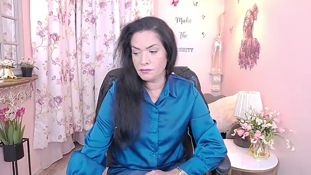 MyLovOne online show from November 19, 1:33 pm