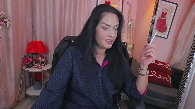 Snapshot of MyLovOne chatting on October 14, 11:11 am MyLovOne online show from October 14, 11:11 am