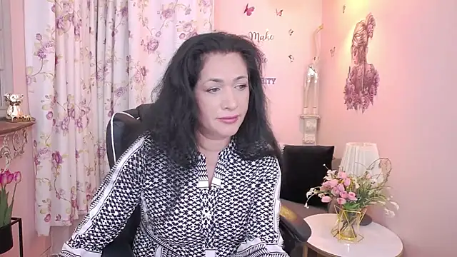 MyLovOne online show from June 19, 11:38 am