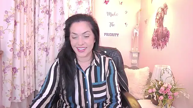 MyLovOne online show from April 10, 11:28 am