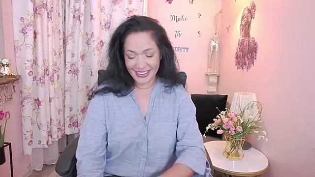 MyLovOne online show from June 12, 1:09 pm