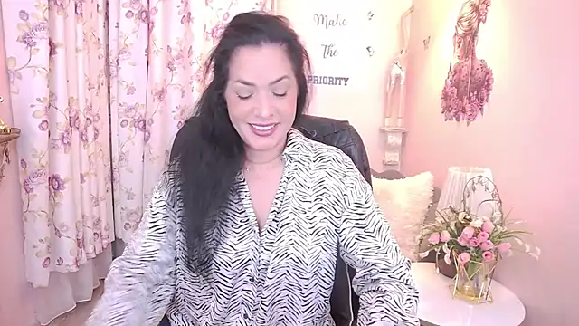 MyLovOne online show from April 13, 8:40 am