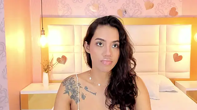 luna hot ass online show from February 4, 7:53 pm