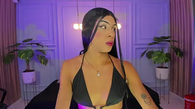 keytinthomson  online show from March 6, 6:58 pm