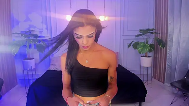 keytinthomson  online show from April 2, 7:09 pm