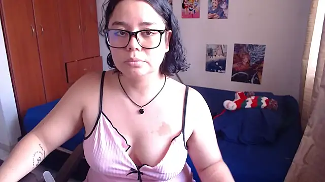 Snapshot of saenz_eymi chatting on September 14, 6:19 pm saenz eymi online show from September 14, 6:19 pm