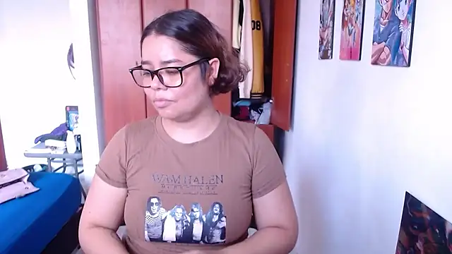 Snapshot of saenz_eymi chatting on December 4, 4:06 pm saenz eymi online show from December 4, 4:06 pm