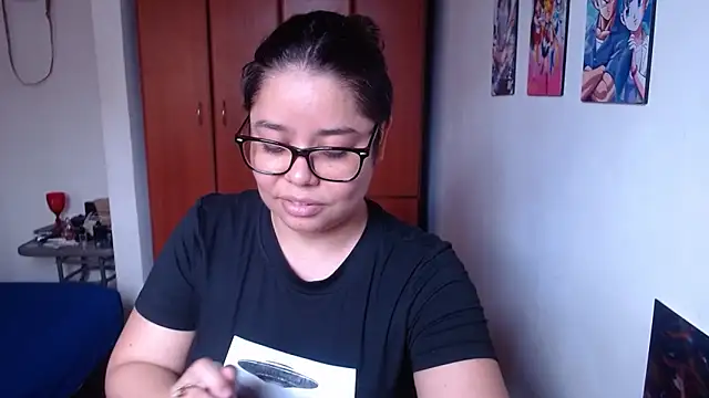 Snapshot of saenz_eymi chatting on November 20, 4:51 pm saenz eymi online show from November 20, 4:51 pm