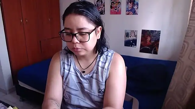 Snapshot of saenz_eymi chatting on September 19, 7:29 pm saenz eymi online show from September 19, 7:29 pm