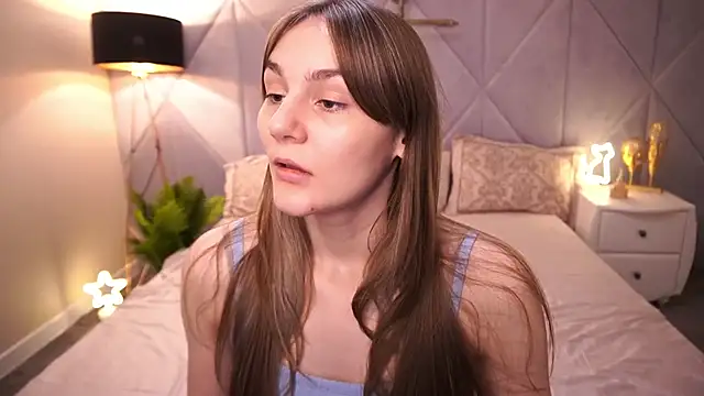 DiamondGoldie online show from November 6, 1:59 pm