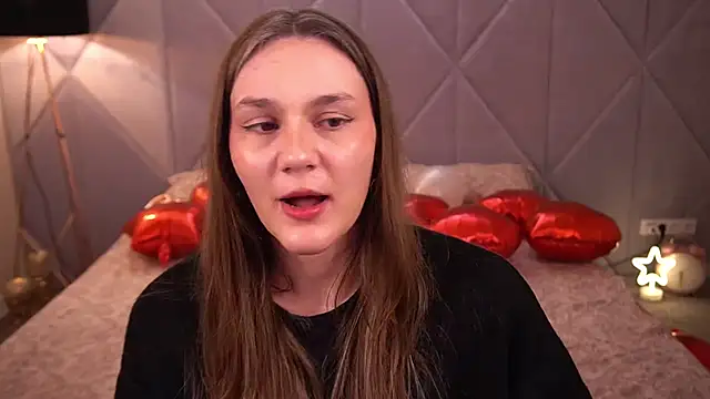 DiamondGoldie online show from February 21, 8:11 pm