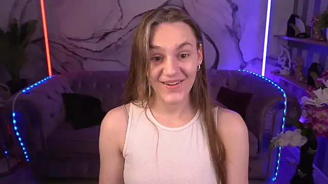 DiamondGoldie online show from September 12, 6:46 am