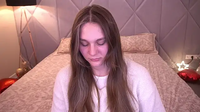 DiamondGoldie online show from March 10, 8:13 pm