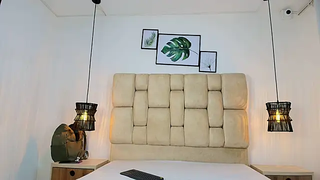 Cinthiabaker online show from April 8, 1:45 pm