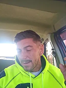 Alex-andru88 online show from October 17, 7:00 am