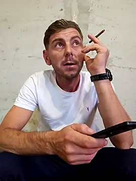 Alex-andru88 online show from October 14, 10:38 am