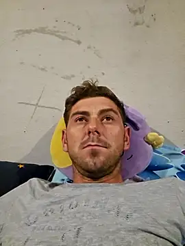 Alex-andru88 online show from October 29, 7:57 pm