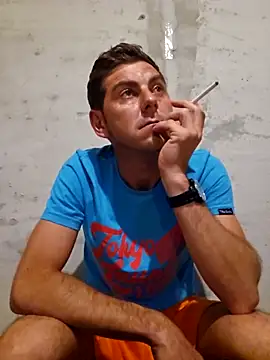 Alex-andru88 online show from November 1, 6:46 pm