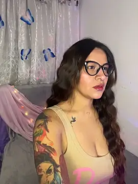 Linda Bellucci online show from March 31, 5:20 am