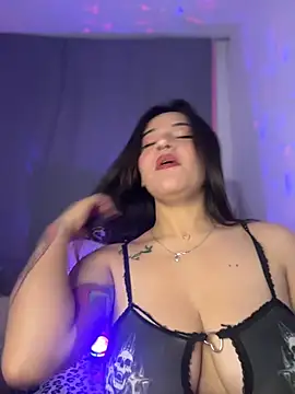 Linda Bellucci online show from July 3, 4:08 am