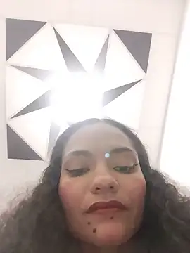 Snapshot of Karen_Ariass chatting on June 19, 3:34 am Karen Ariass online show from June 19, 3:34 am