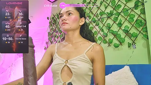 Karen Ariass online show from October 30, 1:31 pm