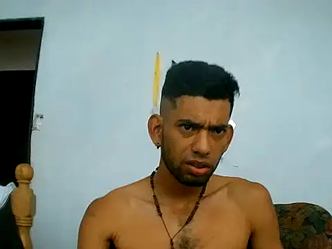 Negritohot2828 online show from April 1, 12:17 pm