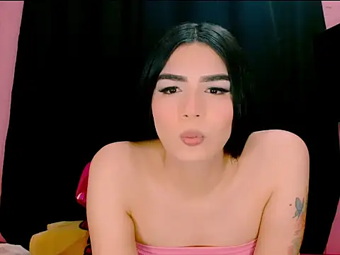 Snapshot of _crystal23_ chatting on February 7, 4:42 am crystal23 online show from February 7, 4:42 am