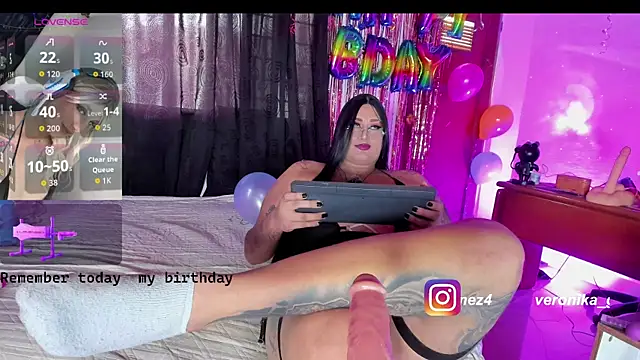 Sweetveronik 44 online show from June 6, 4:56 pm