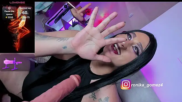 Sweetveronik 44 online show from May 9, 6:11 pm