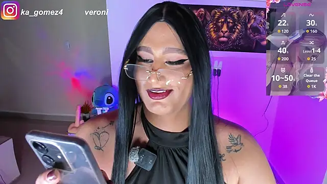 Sweetveronik 44 online show from April 11, 7:45 am