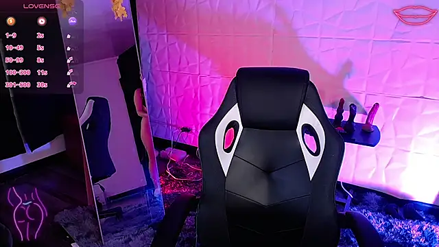 Snapshot of violetjane chatting on September 12, 3:56 pm violetjane online show from September 12, 3:56 pm