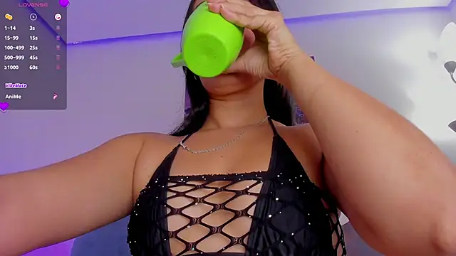 eva rain  online show from October 27, 5:19 am