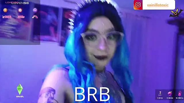 vainilla doll online show from February 21, 12:45 am