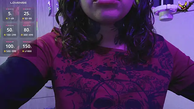 vainilla doll online show from April 8, 11:50 pm