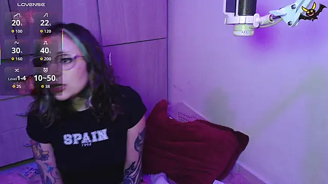 vainilla doll online show from April 8, 2:35 am