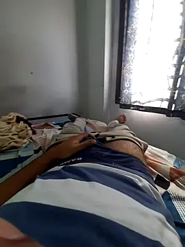 Yourslovingdick online show from December 22, 5:07 am