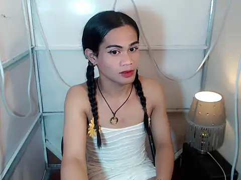 bellalot online show from February 18, 1:25 am