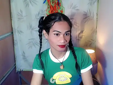 bellalot online show from February 13, 6:13 am