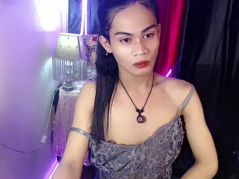 Snapshot of bellalot chatting on October 13, 2:13 am bellalot online show from October 13, 2:13 am