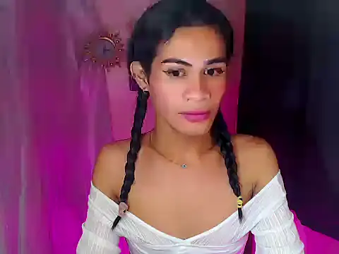 bellalot online show from December 16, 10:14 pm