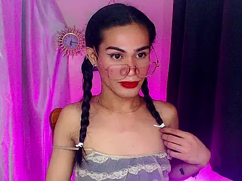 bellalot online show from December 20, 1:08 am